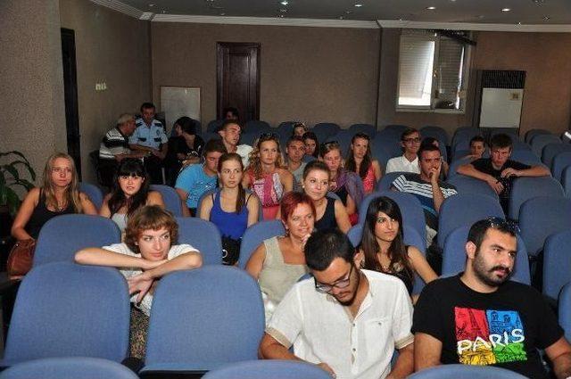 Yabancı &Ouml;ğrencilere Adana da Trafik Eğitimi 3