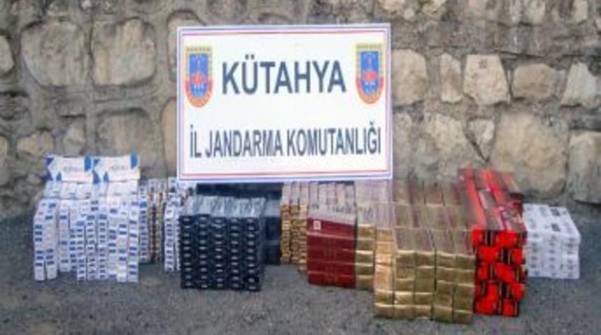 K&uuml;tahya'da Ka&ccedil;ak Sigara Operasyonu: 3 Bin 230 Paket Sigaraya El Konuldu