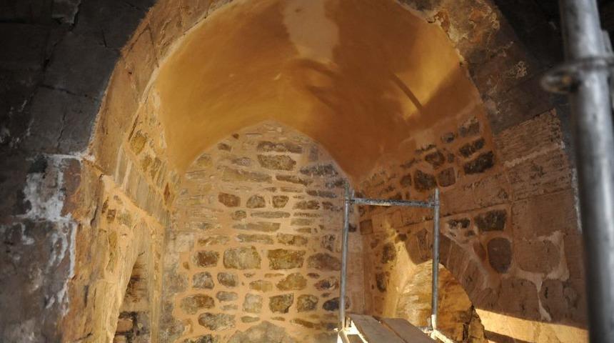 550 Yıllık Altınboğa &Ccedil;eşmesi Restore Ediliyor