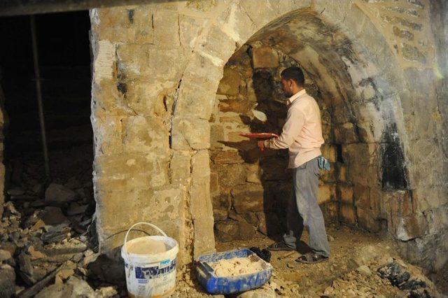 550 Yıllık Altınboğa &Ccedil;eşmesi Restore Ediliyor 2