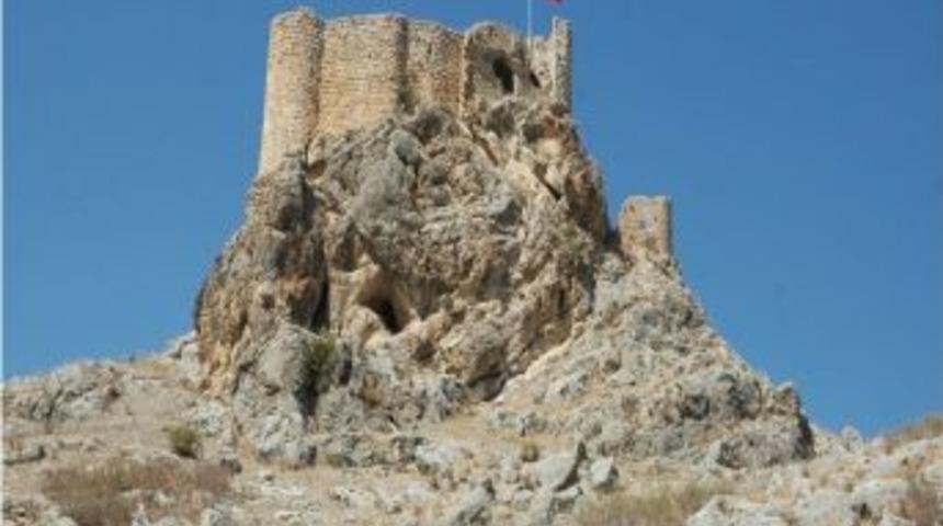 Vali Coş&rsquo;tan Tumlu Kalesi&rsquo;ne &Ouml;denek M&uuml;jdesi