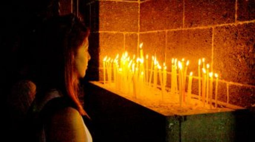 Ermeniler, Surp Giragos'ta &Ccedil;&ouml;z&uuml;m S&uuml;reci I&ccedil;in Dua Etti