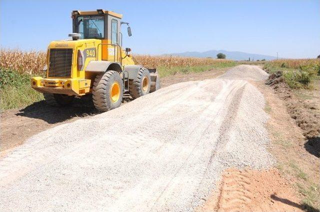 Manisa’da Hasırcı Küme Evleri Yoluna Asfalt