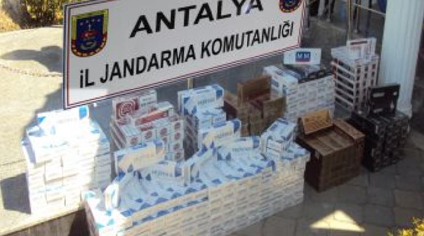 Manavgat'ta 8 Ayda 70 Bin Paket Ka&ccedil;ak Sigara Ele Ge&ccedil;irildi