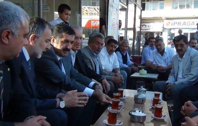 Van Valisi Doğan Erciş&rsquo;te 1