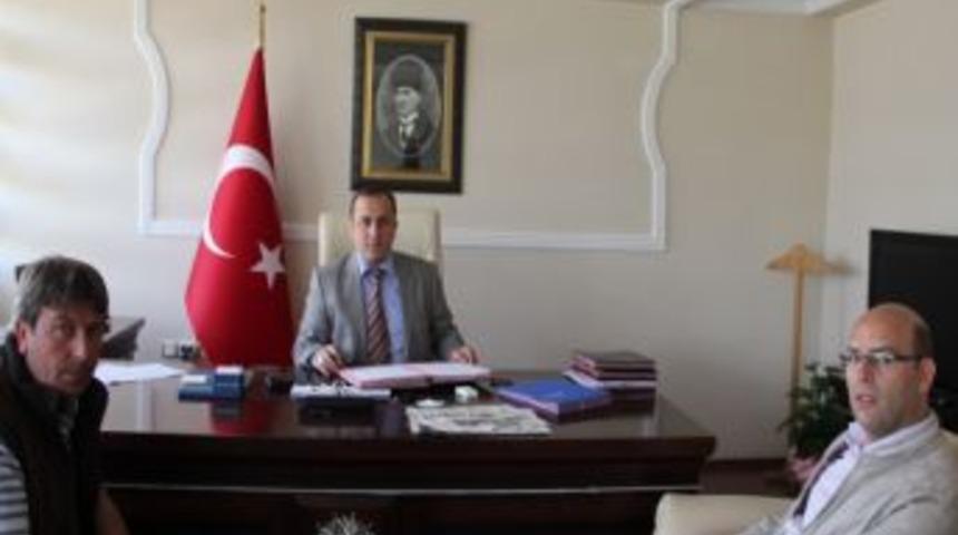 Kaymakam Şen Vatandaşın İlgisinden Memnun...