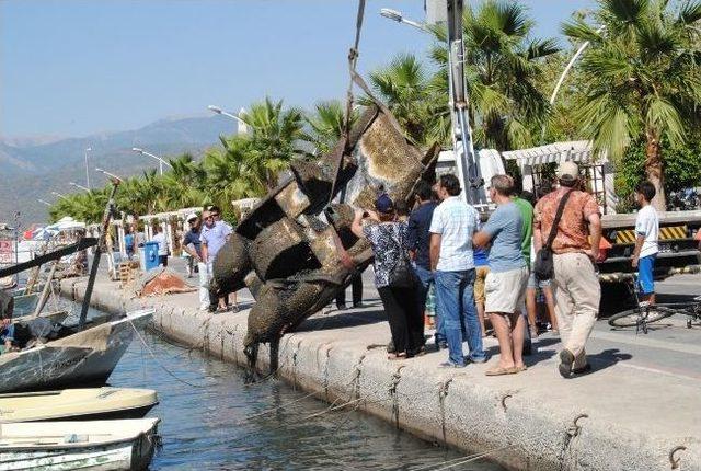 Denizden Dev Bir Deniz Bisikleti Çıkartıldı