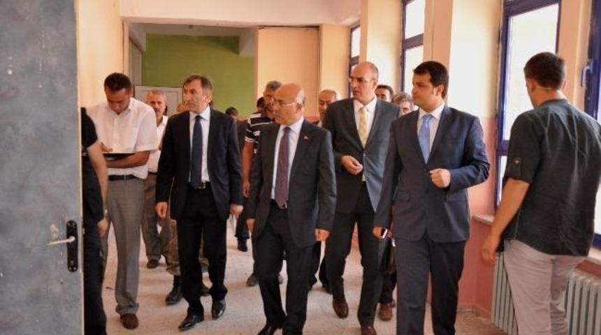 Vali Pek Tuzluca İl&ccedil;esinde İncelemelerde Bulundu