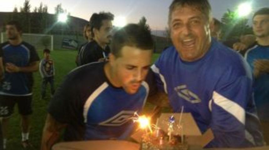 Elazığspor'da Vitolo'nun Doğum G&uuml;n&uuml; Kutlandı