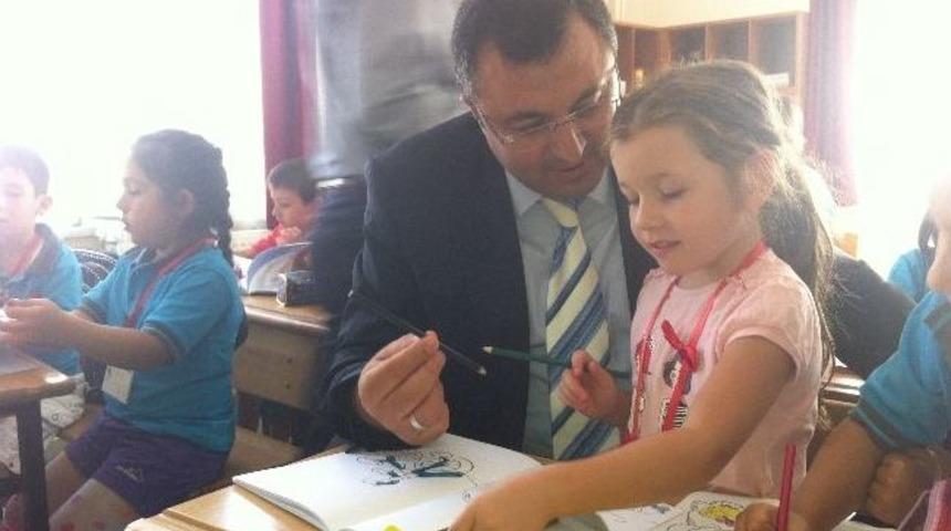 7 Bin 400 Minik Okula Başladı