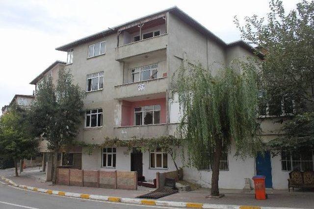 İşyeri A&ccedil;mak İ&ccedil;in Kredi &Ccedil;eken Ailenin Başına Gelmeyen Kalmadı 1