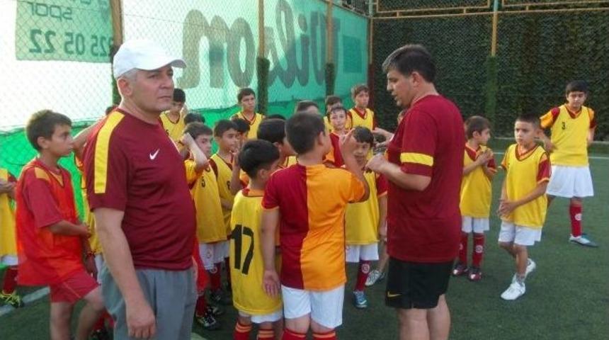 Cimbom Amat&ouml;r K&uuml;meye Renk Katacak