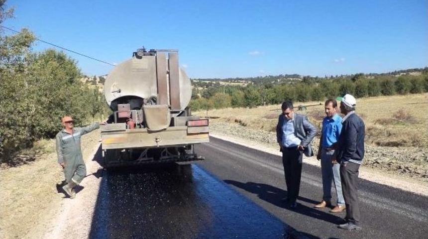 Pazarlar&lsquo;da K&ouml;y Yolları Asfaltlanıyor