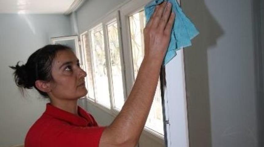 Bayraklı Belediyesi'nden Şefkat Eli Uzandı