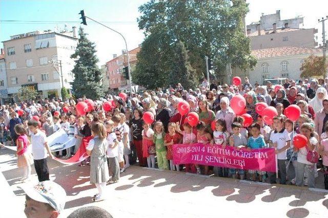 İlköğretim Haftasına Coşkulu Kutlama