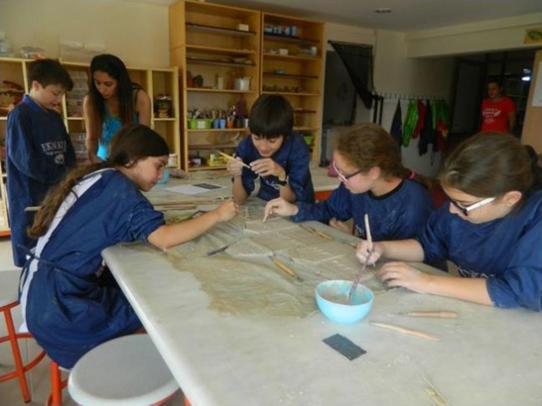 &ldquo;tarihe Saygı"da &ldquo;izmir'e Katkı &Ouml;d&uuml;l&uuml;" Tarık Dursun K'ya Verildi