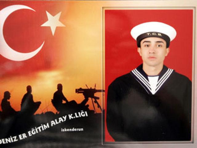 T&uuml;rkiye şehitlerine ağlıyor 1