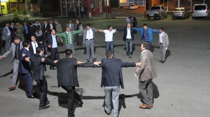 Kars İl &Ouml;zel İdaresi&rsquo;nde Kadro Alan 50 İş&ccedil;i İ&ccedil;in Eğlence Proğramı D&uuml;zenlendi