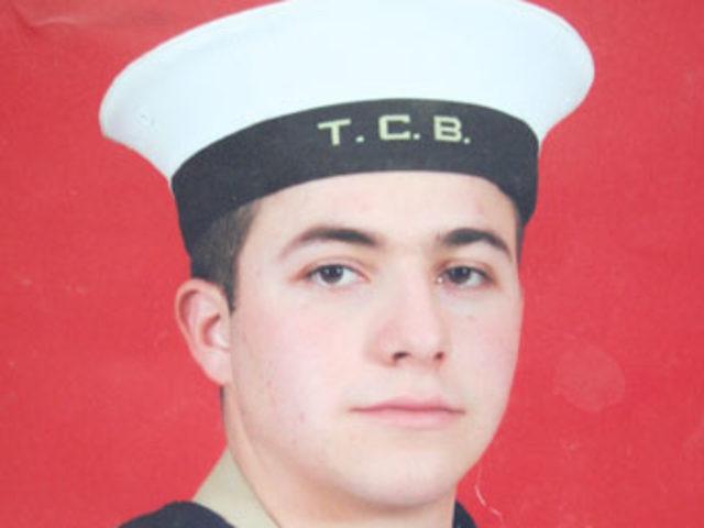 T&uuml;rkiye şehitlerine ağlıyor 2