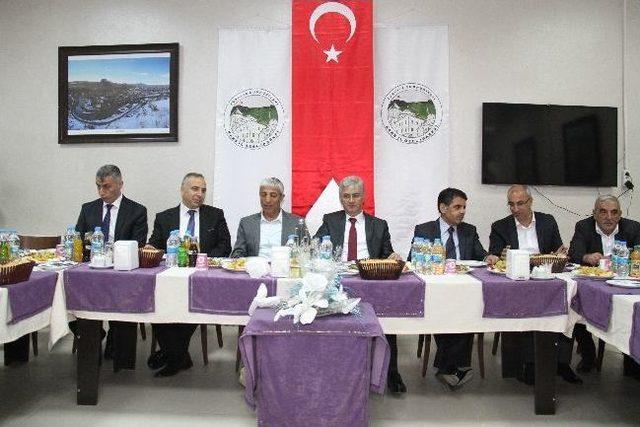 Kars İl Özel İdaresi’nde Kadro Alan 50 İşçi İçin Eğlence Proğramı Düzenlendi 1