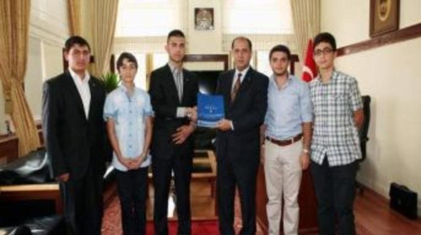 Erbaalı Gen&ccedil;lerden Vali &Ccedil;omaktekin&rsquo;e Ziyaret