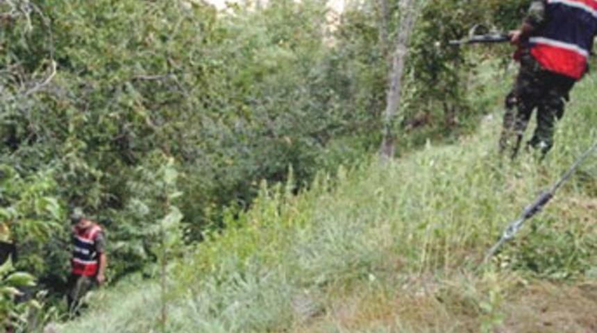 K&uuml;&ccedil;&uuml;k kıza tecav&uuml;z edip &ouml;yld&uuml;renlere ceza yağdı