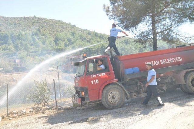 &Ccedil;ocukların Attığı Sigara Izmariti K&ouml;y&uuml; Yakıyordu 1