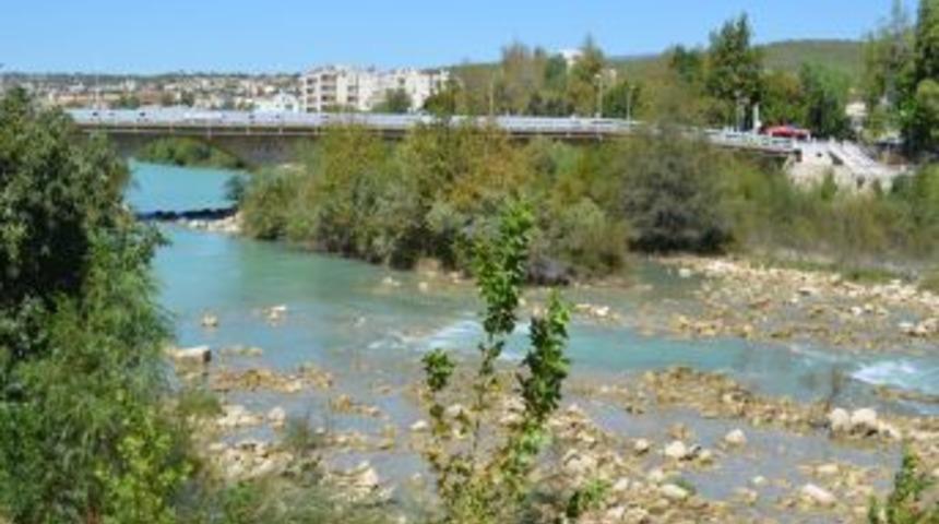 G&ouml;ksu Irmağı Kuruyor &Ccedil;ift&ccedil;i Endişeli