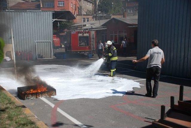 Kdz. Ereğli Belediyesi İtfaiye Personeli Sürekli Eğitim Yapıyor