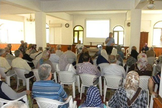 Hacı Adaylarına Seminer