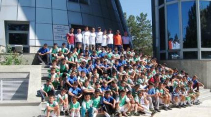 Kayseri Şekerspor Yaz Okulu &Ouml;ğrenciler Şehri Gezdi