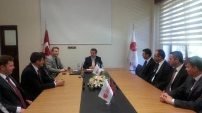 Vali Orhan D&uuml;zg&uuml;n &Ouml;ran Personeli İle Tanıştı