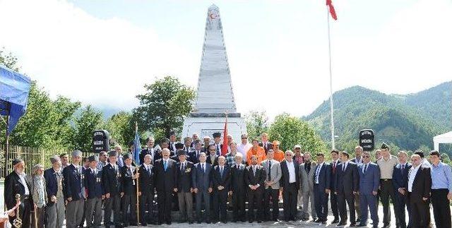 Araklı'da Şehitler İçin 4. Geleneksel Anma Töreni Düzenlendi