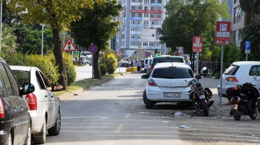 Park &Ccedil;izgisinin Sağı Paralı, Solu Bedava