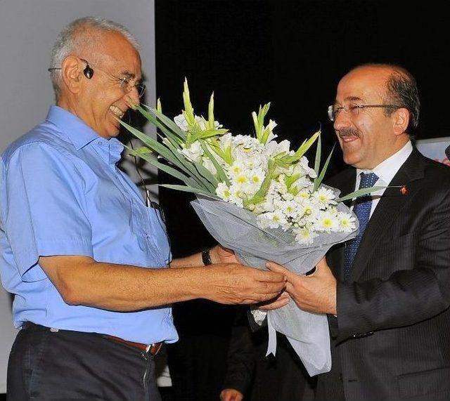 Trabzon&rsquo;da &lsquo;&ccedil;ocuk Ve İletişim&rsquo; Konulu Konferans D&uuml;zenlendi 2