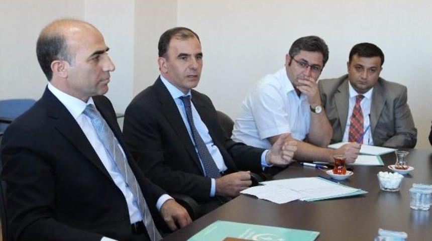 Sağlık M&uuml;d&uuml;rleri Erzurum&rsquo;da Buluştu&hellip;