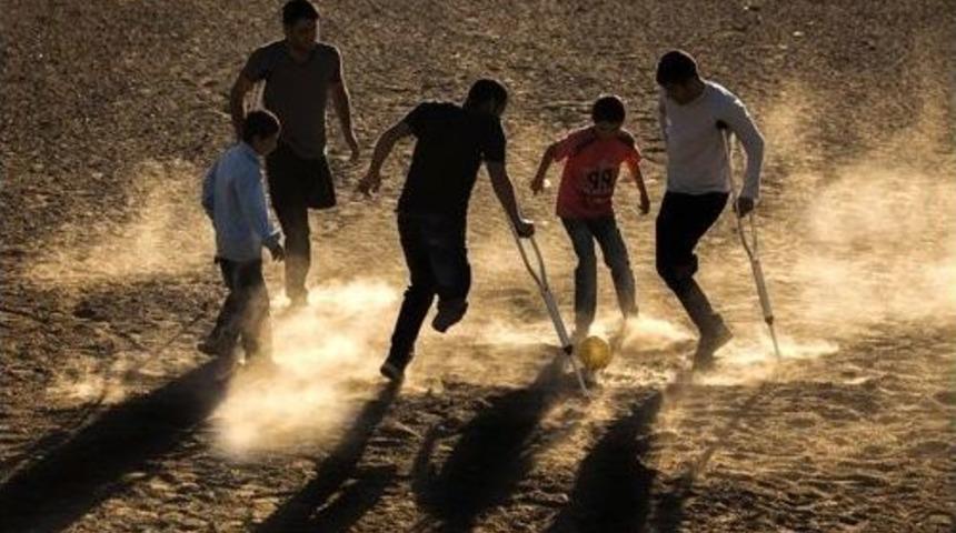 Bu Karelere &Ccedil;ok İyi Bakın!