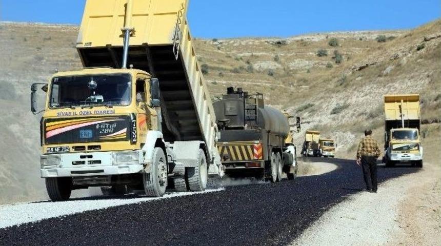 Bademkaya Ve G&uuml;m&uuml;şg&ouml;ren Grup Yolu Asfalta Kavuştu