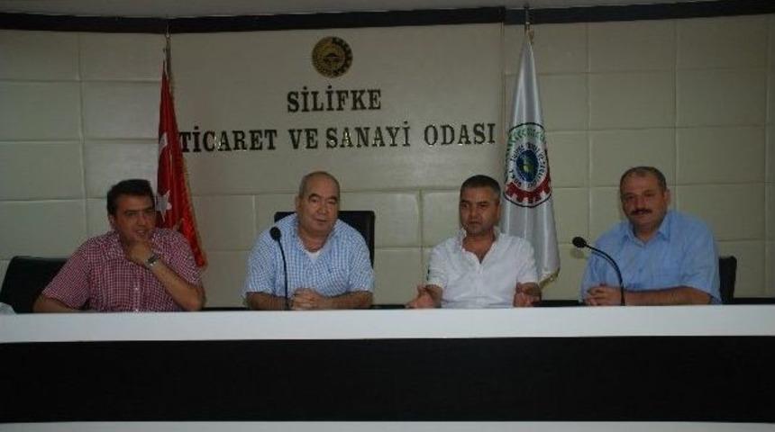 Silifke Ticaret Ve Sanayi Odasından 1000 &Ouml;ğrenciye Kırtasiye Yardımı