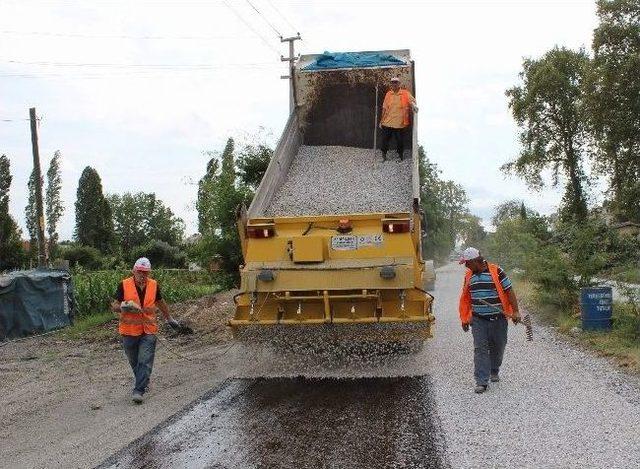 Tekkek&ouml;y&rsquo;de Asfalt &Ccedil;alışması 3