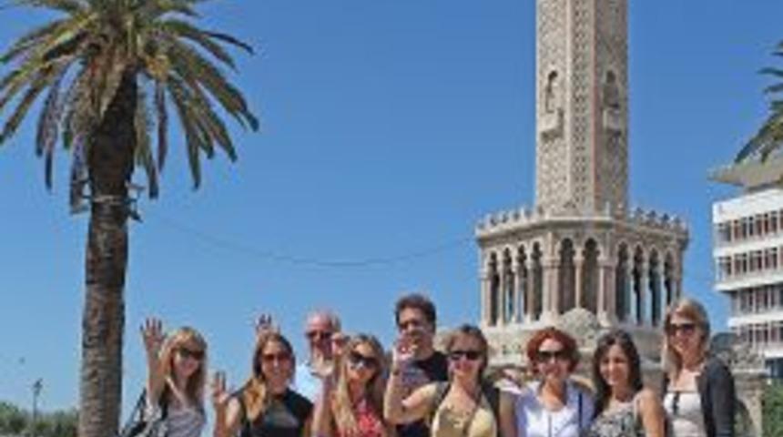 Hem T&uuml;rk&ccedil;e &Ouml;ğrendiler Hem De İzmir&rsquo;i Tanıdılar