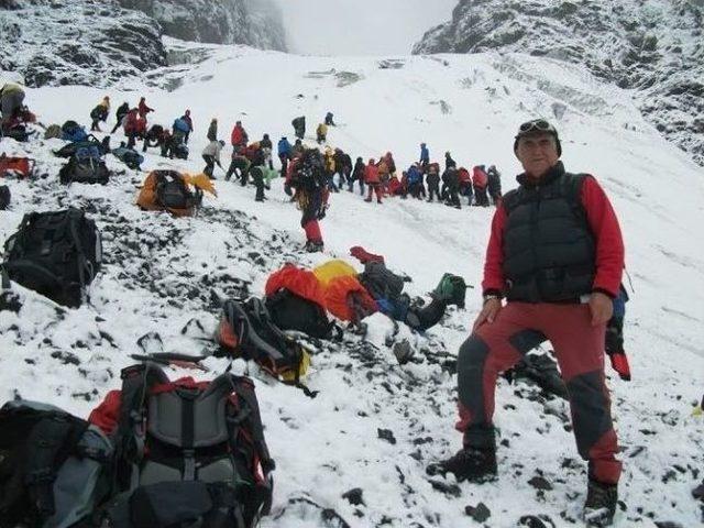 Dağcılar Eyl&uuml;l Ayında Kış Yaşadı 1