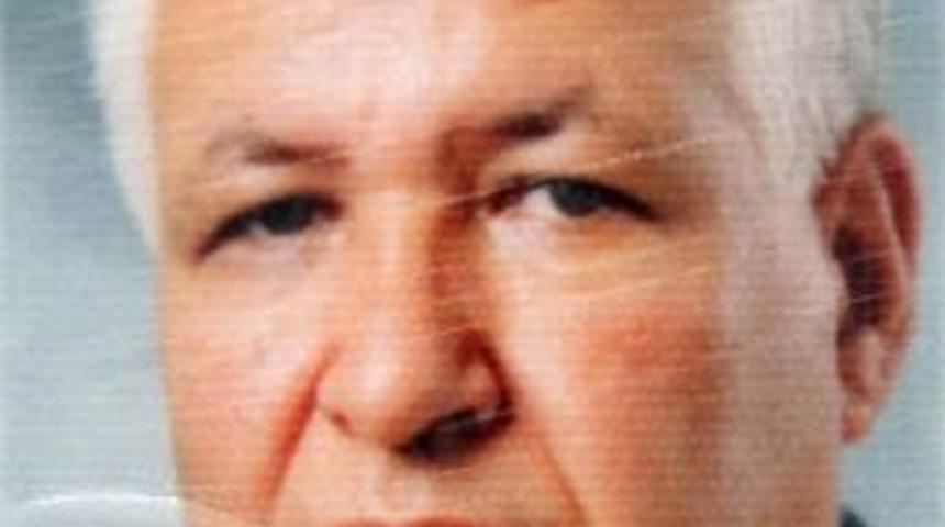 Trafik Kazasında Yaralanan Adam, 8 G&uuml;nd&uuml;r S&uuml;ren &Ouml;l&uuml;m Kalım Savaşına Yenik D&uuml;şt&uuml;