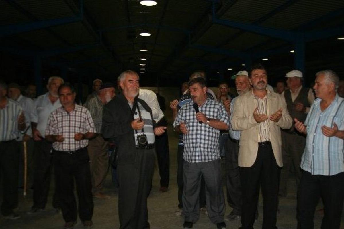 Osmaneli&rsquo;nin İlk Hacı Kafilesi Uğurlandı