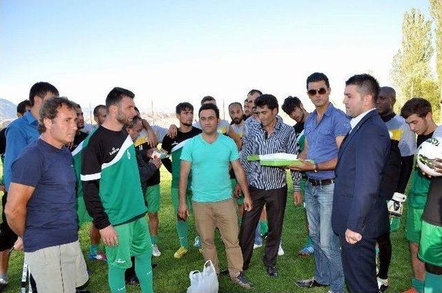Ak Gen&ccedil;lerden, Suşehri Belediyespor&rsquo;a Ziyaret 1