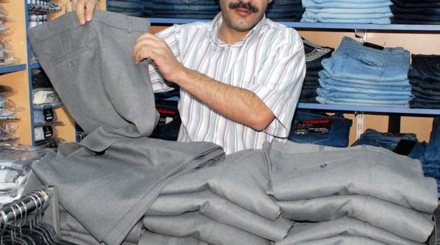 Okul Kıyafetleri Velilerin Ve K&uuml;&ccedil;&uuml;k Esnafın Tepkisini &Ccedil;ekti