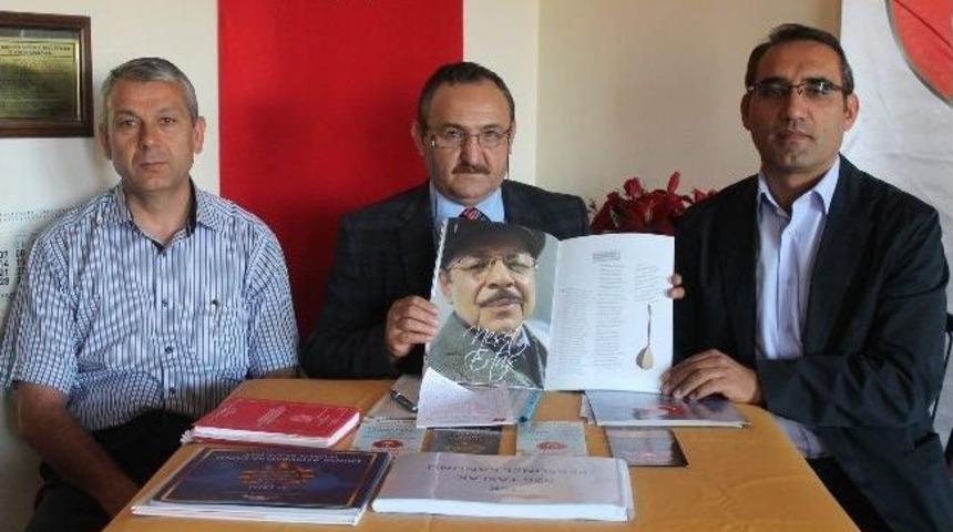 Astsubaylar Derneği Genel Merkezi Bozlak Ustası Merhum Neşet Ertaş&rsquo;ın Fotoğrafını Kapak Yaptı