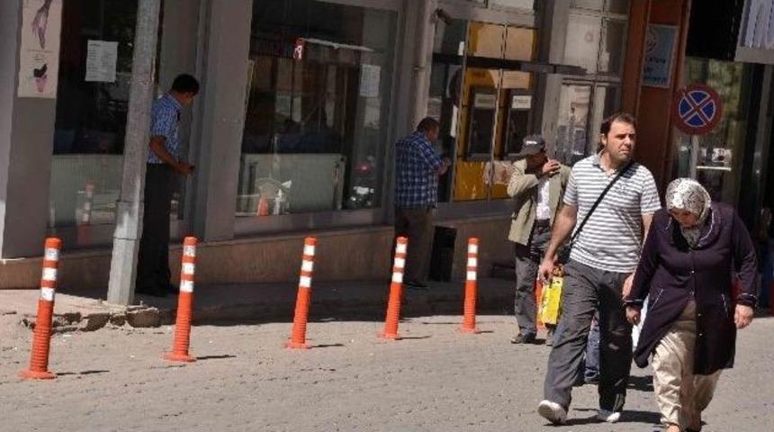 Trafikte Sıkışıklığa Sabit Dubalı &Ouml;nlem