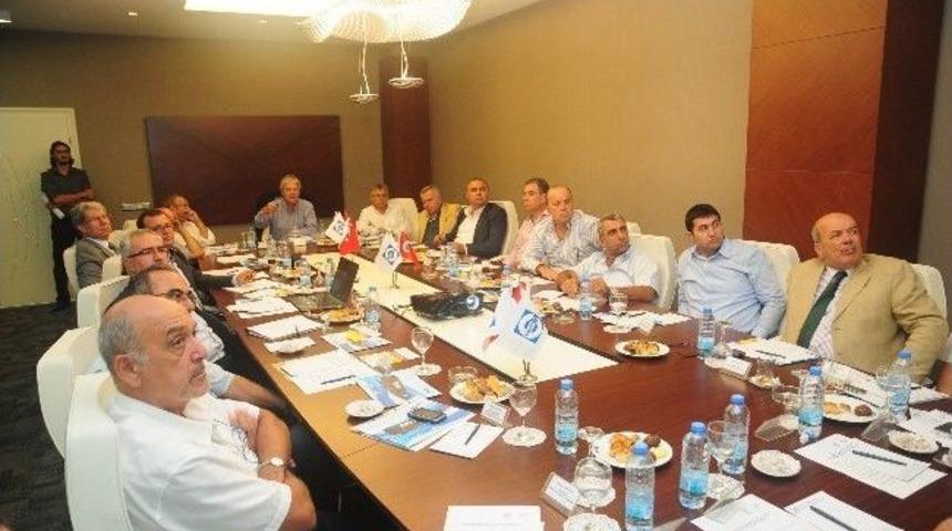 İzmir Osb Platformu, Sanayiciye Omuz Veriyor