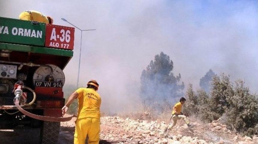 Akdeniz &Uuml;niversitesi'nde Korkutan Yangın